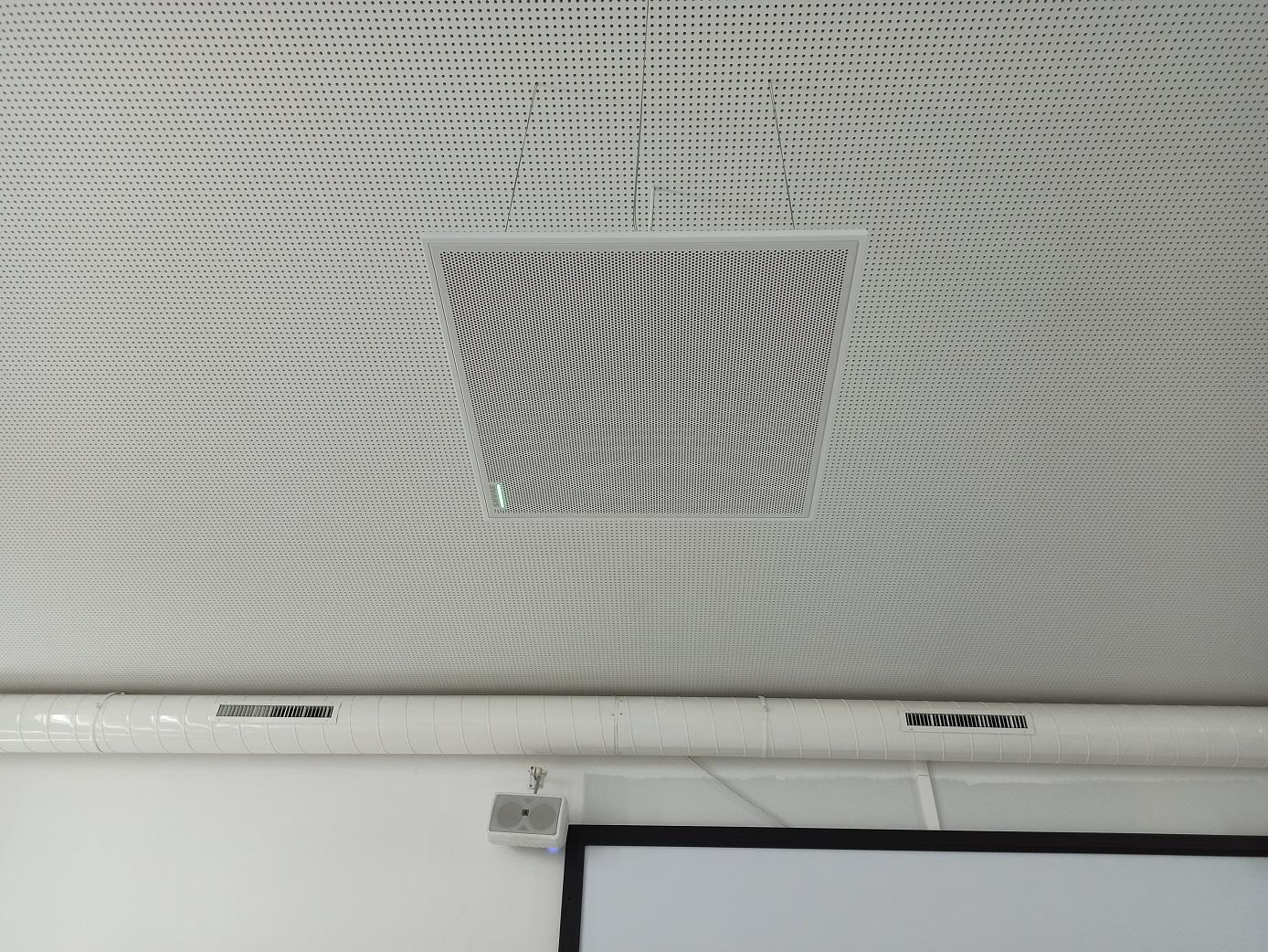 Micro plafond Salle B 015 Bât. Grappin